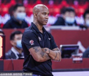 betvictor伟德-最后一张季后赛门票归属存疑 三选一谁能最终胜出