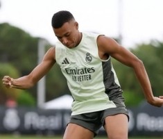 每天都变得更好！姆巴佩社媒晒训练照片