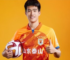 betvictor伟德-于根伟胆子真大！已提前提拔08后新星进津门虎一线队，值得期待